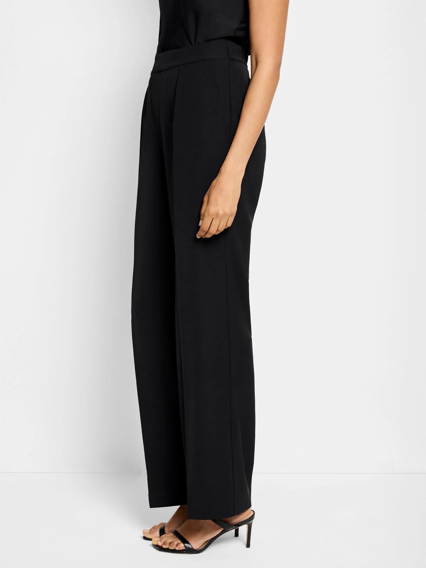 Eliot Wide Leg Social Trouser