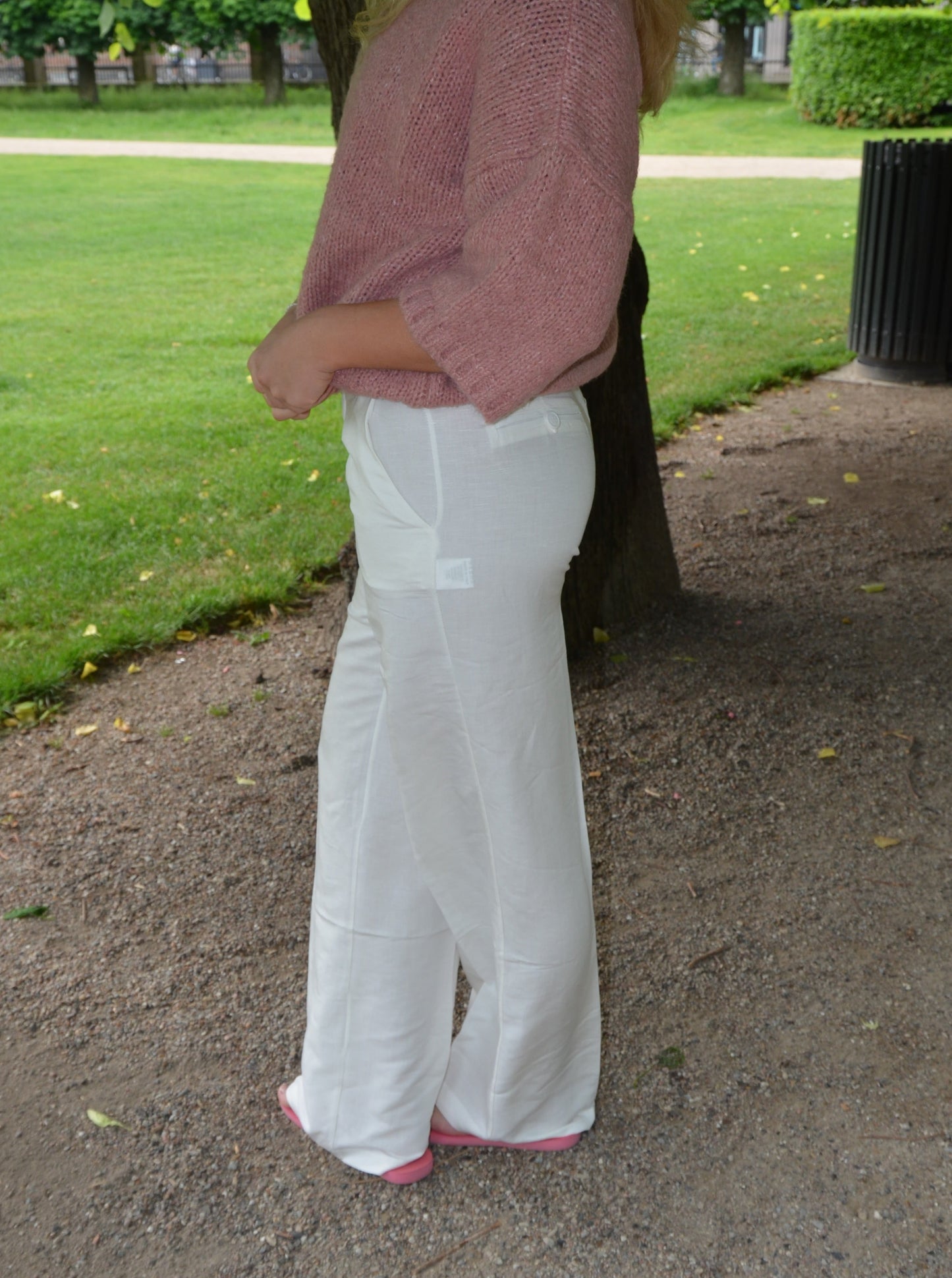 Helena low-rise trousers in linen blend - White