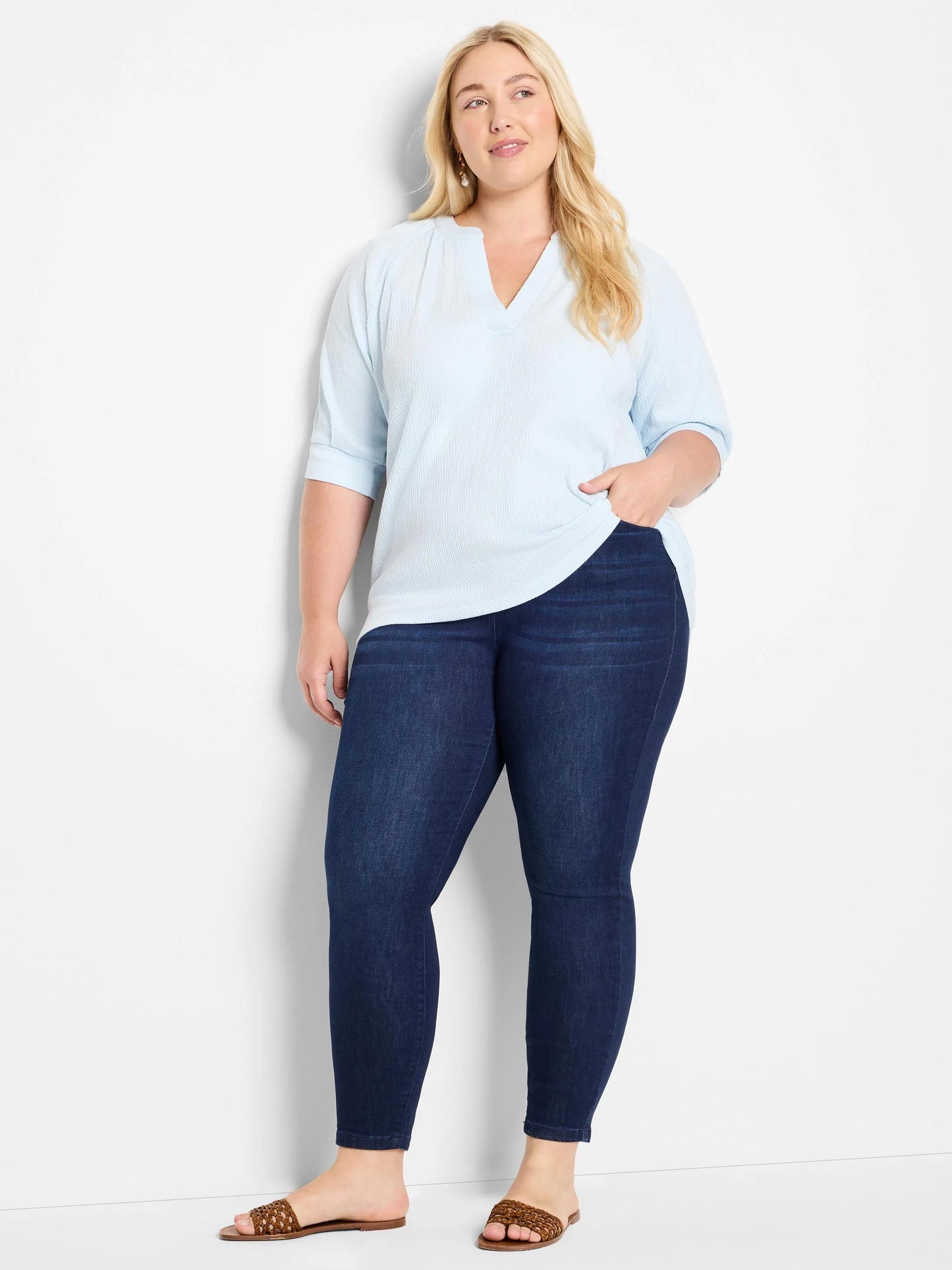 Crinkle Knit Café Top